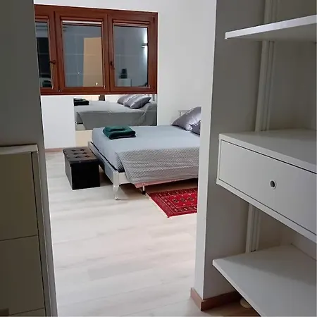 Bilocale Marylin Vicino All'aeroporto Apartamento *